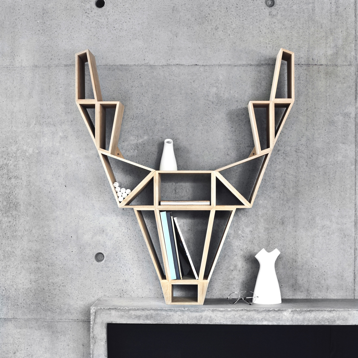 BEdesign Wandregal DEER Eiche Designregal aus Holz