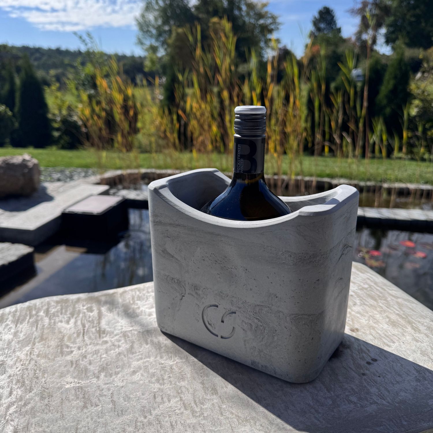 CS-Beton Weinkühler Bocksbeutel betongrau Weinkühler aus Beton für Garten und Terrasse