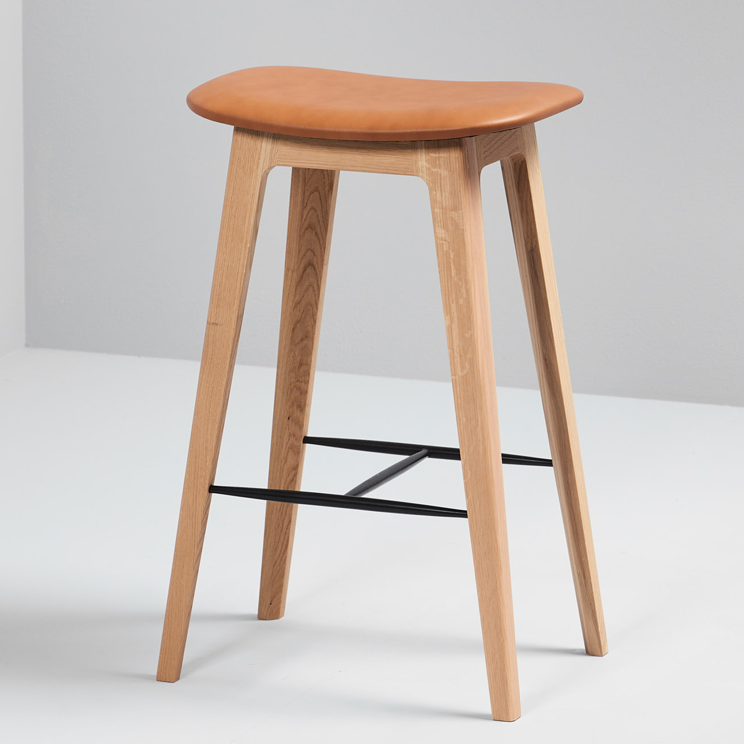 SACKit Nordic Barhocker Eiche ultra brandy Höhe 73cm Dänisches Design