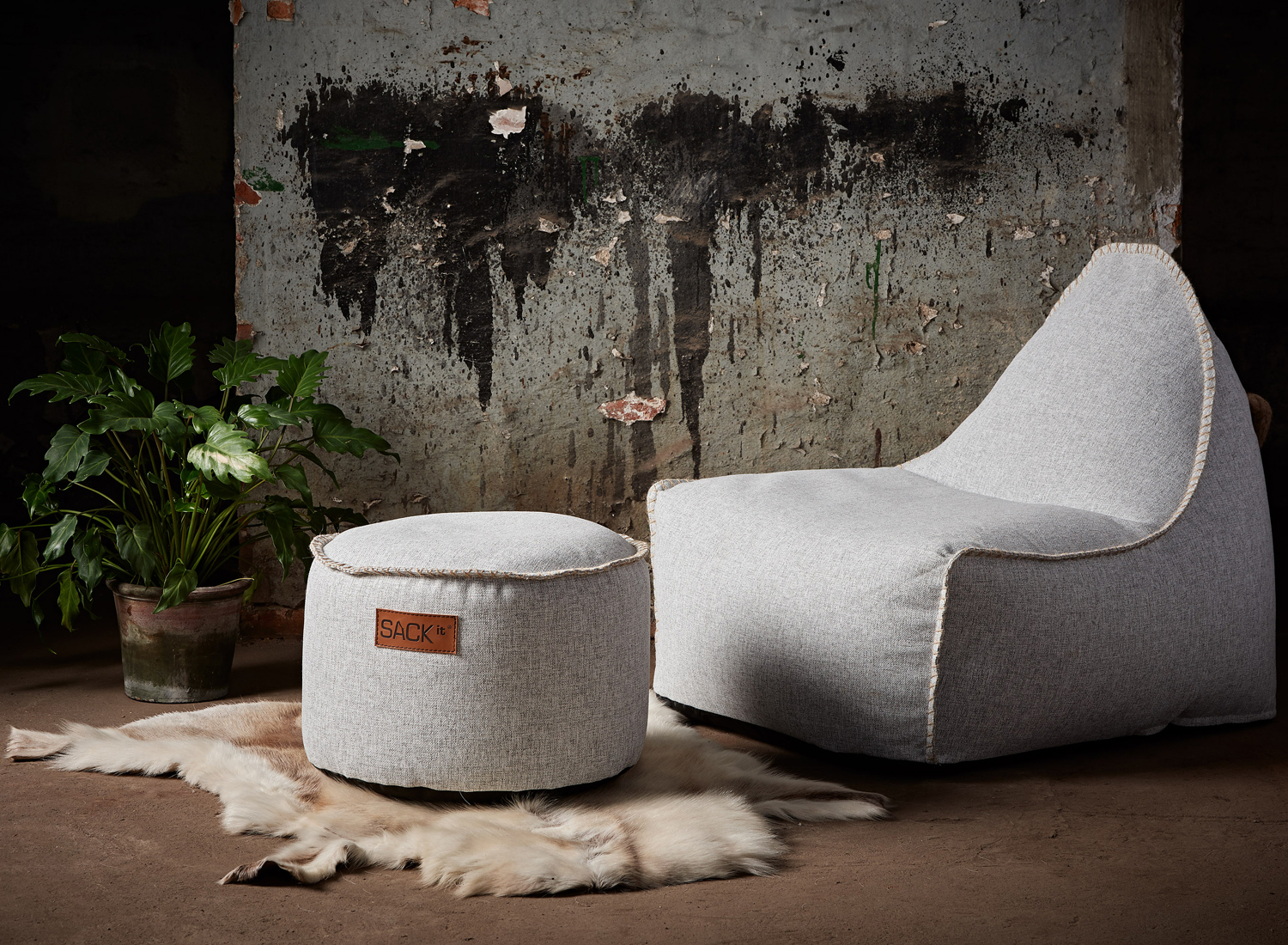 SACKit Sitzhocker rund RETROit Cobana DRUM White In- und Outdoor 