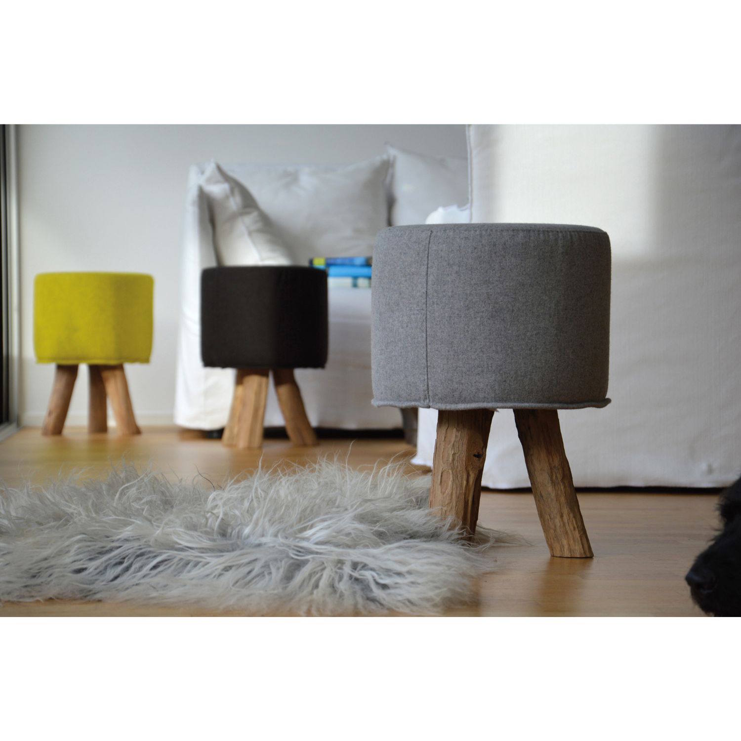 jankurtz Hocker KIOWA Unikat aus recyceltem Teak und Wolle by jankurtz