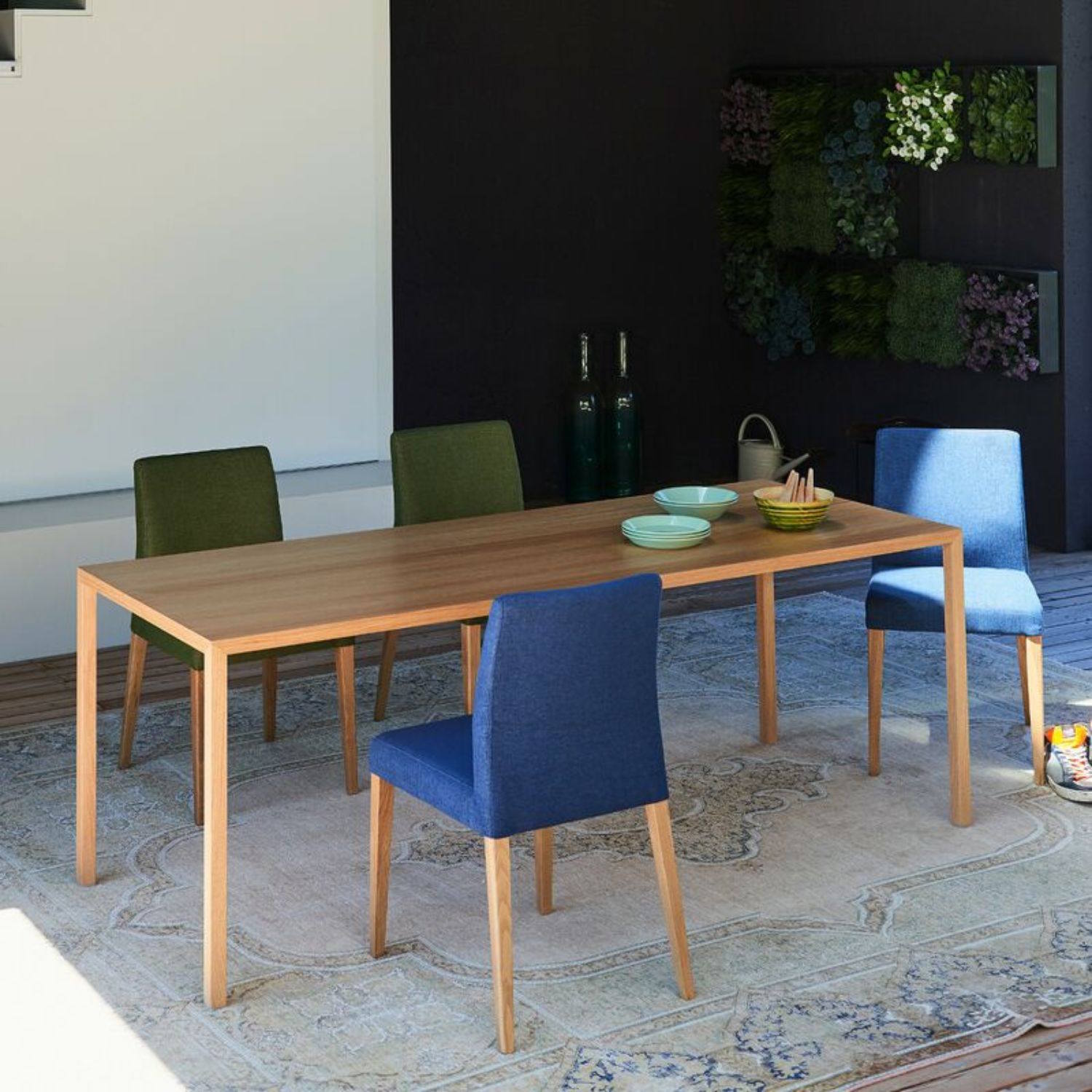 jankurtz Tisch CLOUD 2.0 aus Massivholz Zeitloser Tisch Gestell Eiche designed by jankurtz