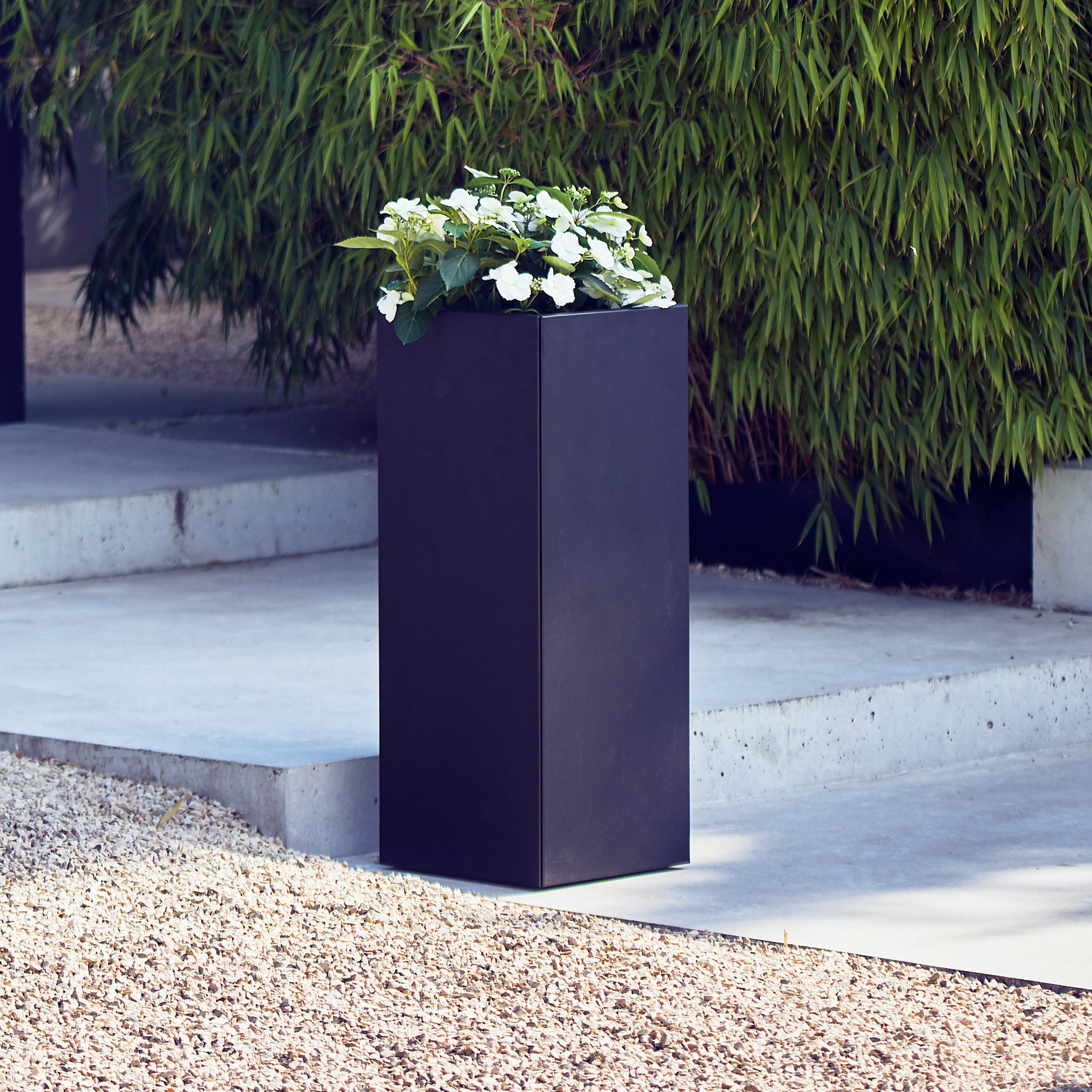 jankurtz Vase PLANTER schwarz Höhe 60cm Blumenkübel mit Rollen und Einlegeboden