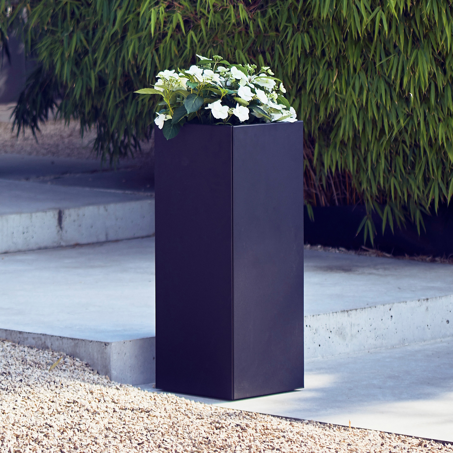 jankurtz Vase PLANTER schwarz Höhe 80cm Blumenkübel mit Rollen und Einlegeboden