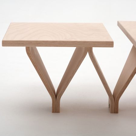 Tojo-lieg Nachttisch