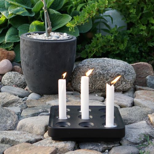 Born in Sweden Stumpastaken Kerzenhalter klein schwarz aus recyceltem Aluminium Designer Jonas Torstensson
