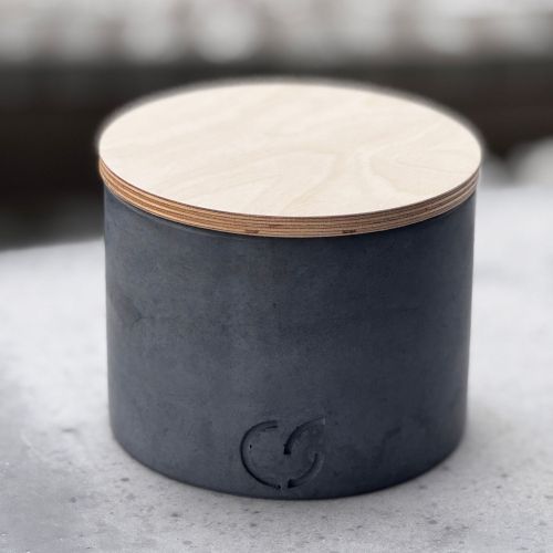 CS-Beton Tischfeuer PLAIN dunkelgrau 16 cm rund In- und Outdoor-Deko mit Holzabdeckung