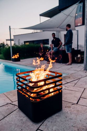 CUBE Feuerkorb Grill Hocker schwarz Feuerkorb Grill Hocker sicheres Handling Edelstahl pulverbeschichtet