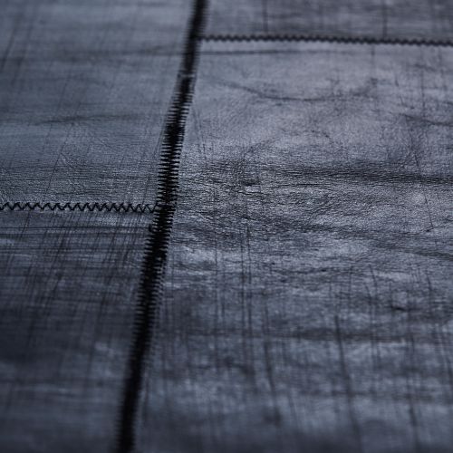 FUHRHOME Lederteppich Athens 120x180cm handgefertigt aus schwarzem Vintage Leder Patchwork