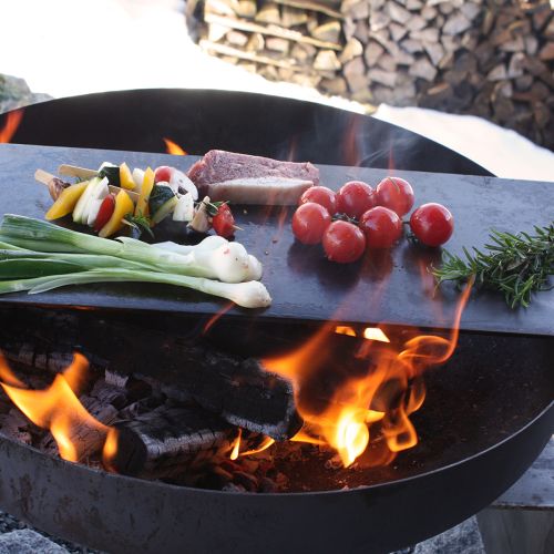 Raumgestalt Teppanyaki Platte aus Rohstahl für Feuerschale