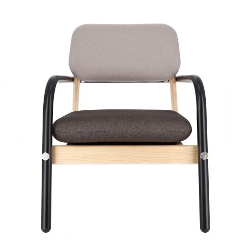 jankurtz BILLY Sessel schwarz braun beige 44 cm Gestell aus Esche und Armlehnen aus Stahl