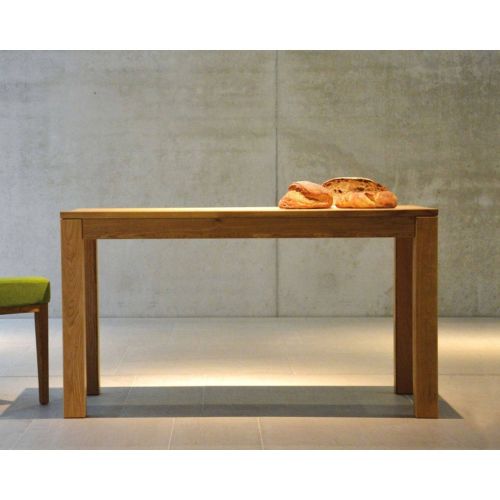 jankurtz Esstisch CANA aus Massivholz Zeitloser Tisch Gestell Eiche designed by jankurtz